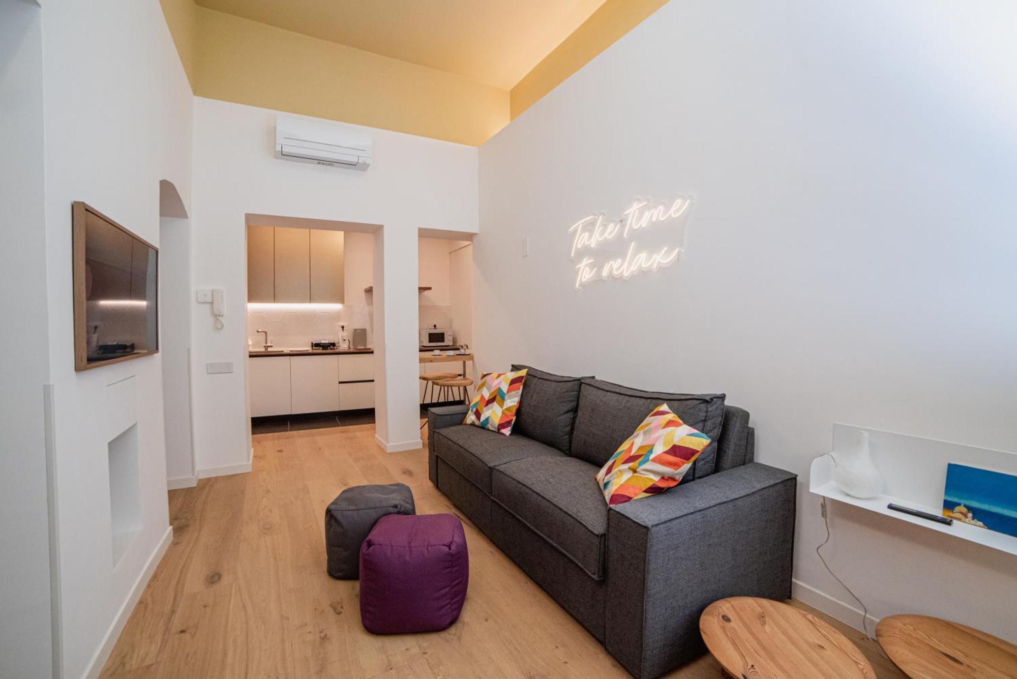 San Michele 15 Apartment Salerno Bagian luar foto