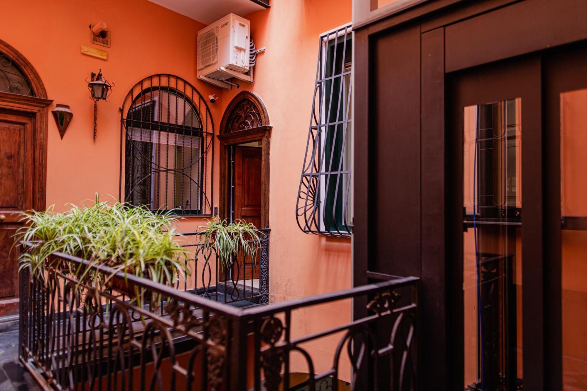 San Michele 15 Apartment Salerno Bagian luar foto